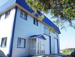 Грузовая СТО  из сэндвич-панелей, построенная компанией Альянс - Грузовая СТО , д. Трушковы, Кировская область